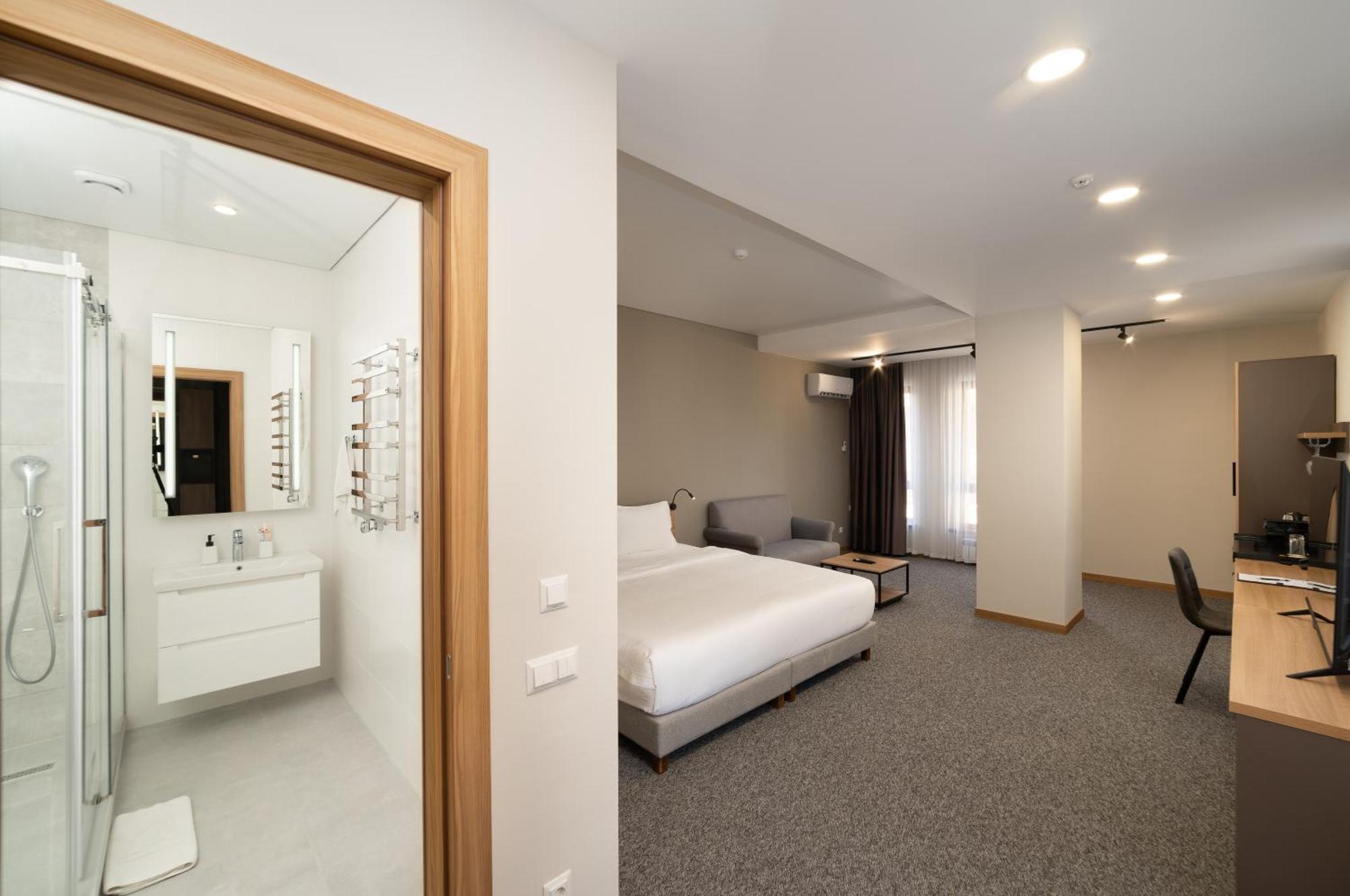 Ambassador Hotel Biskek Kültér fotó